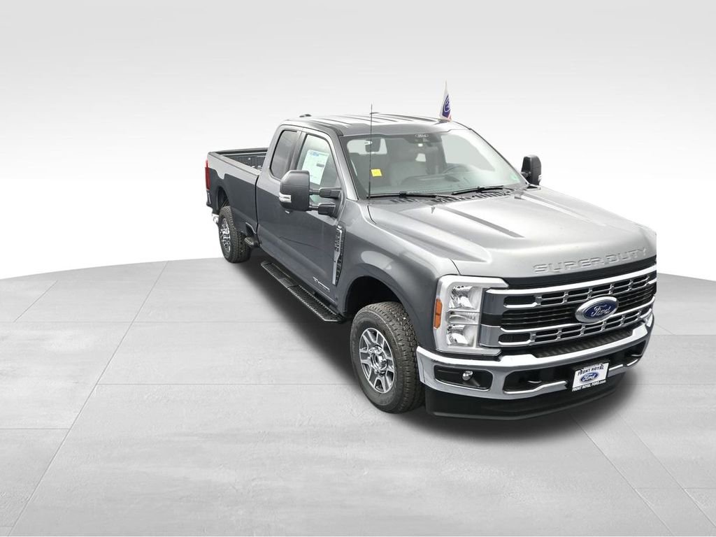 New 2025 Ford F250 XLT image 40