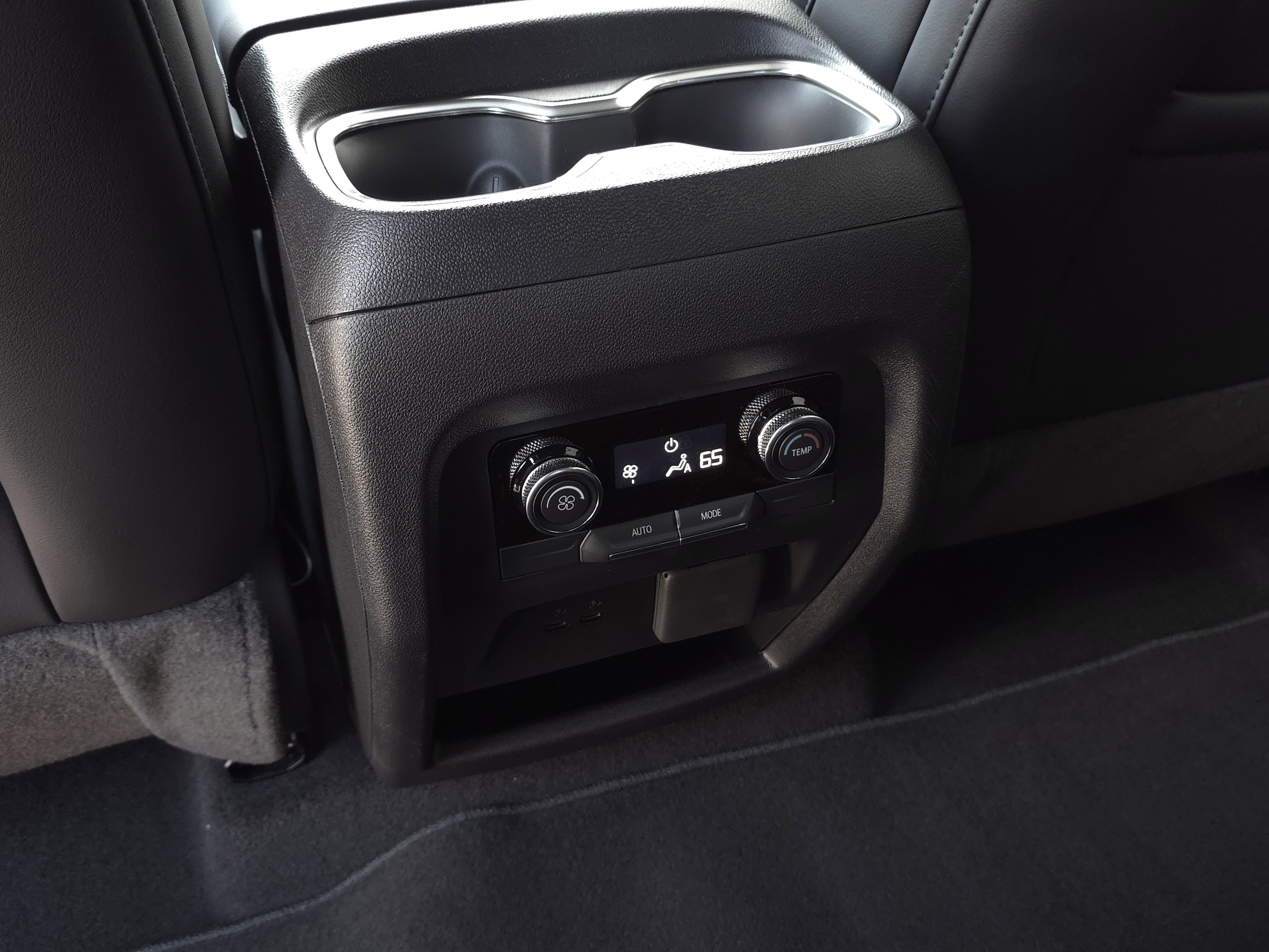 New 2026 Buick Enclave Sport Touring w/ Power Package FWD image 35