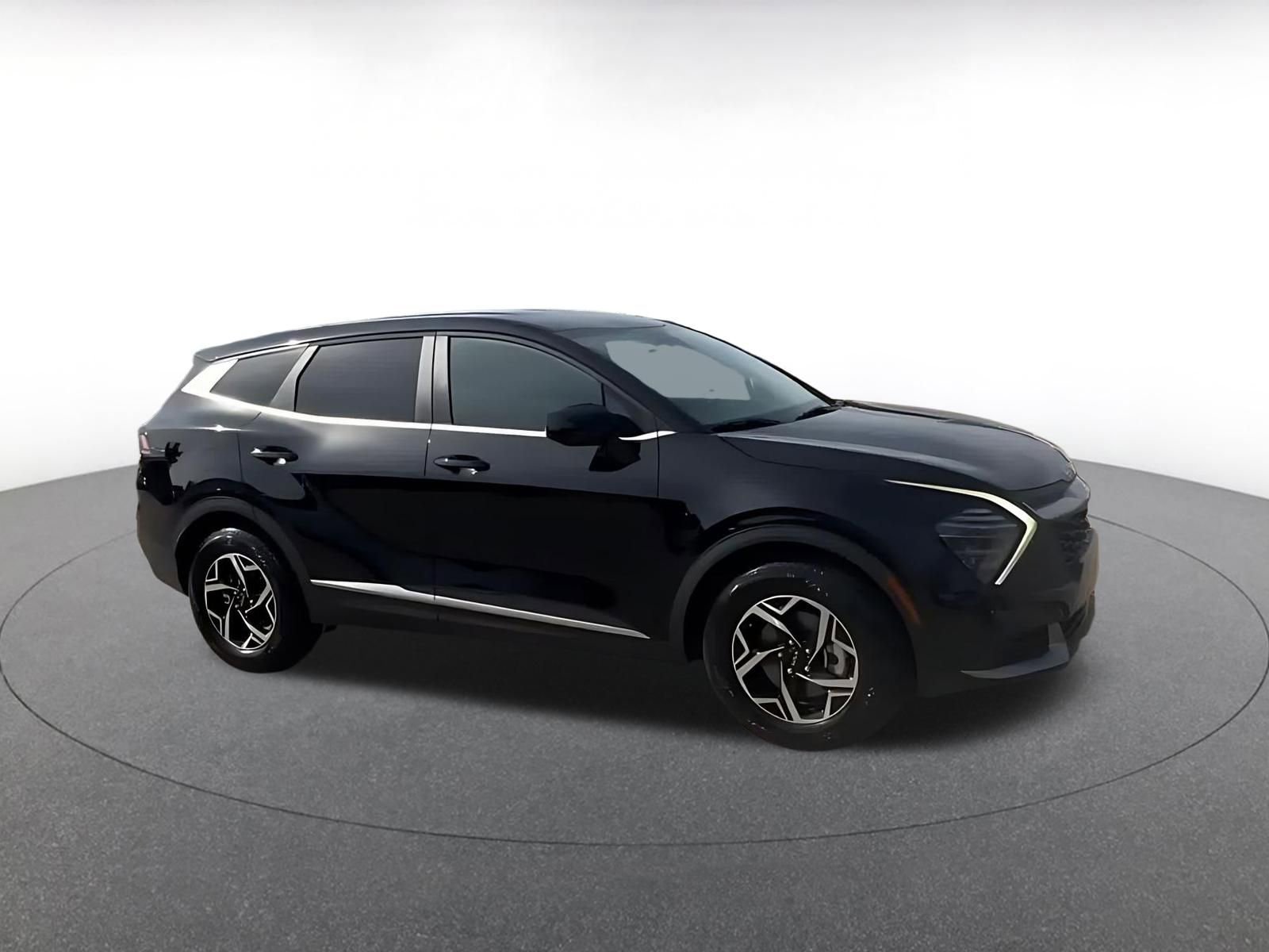 Used 2025 Kia Sportage LX video 2
