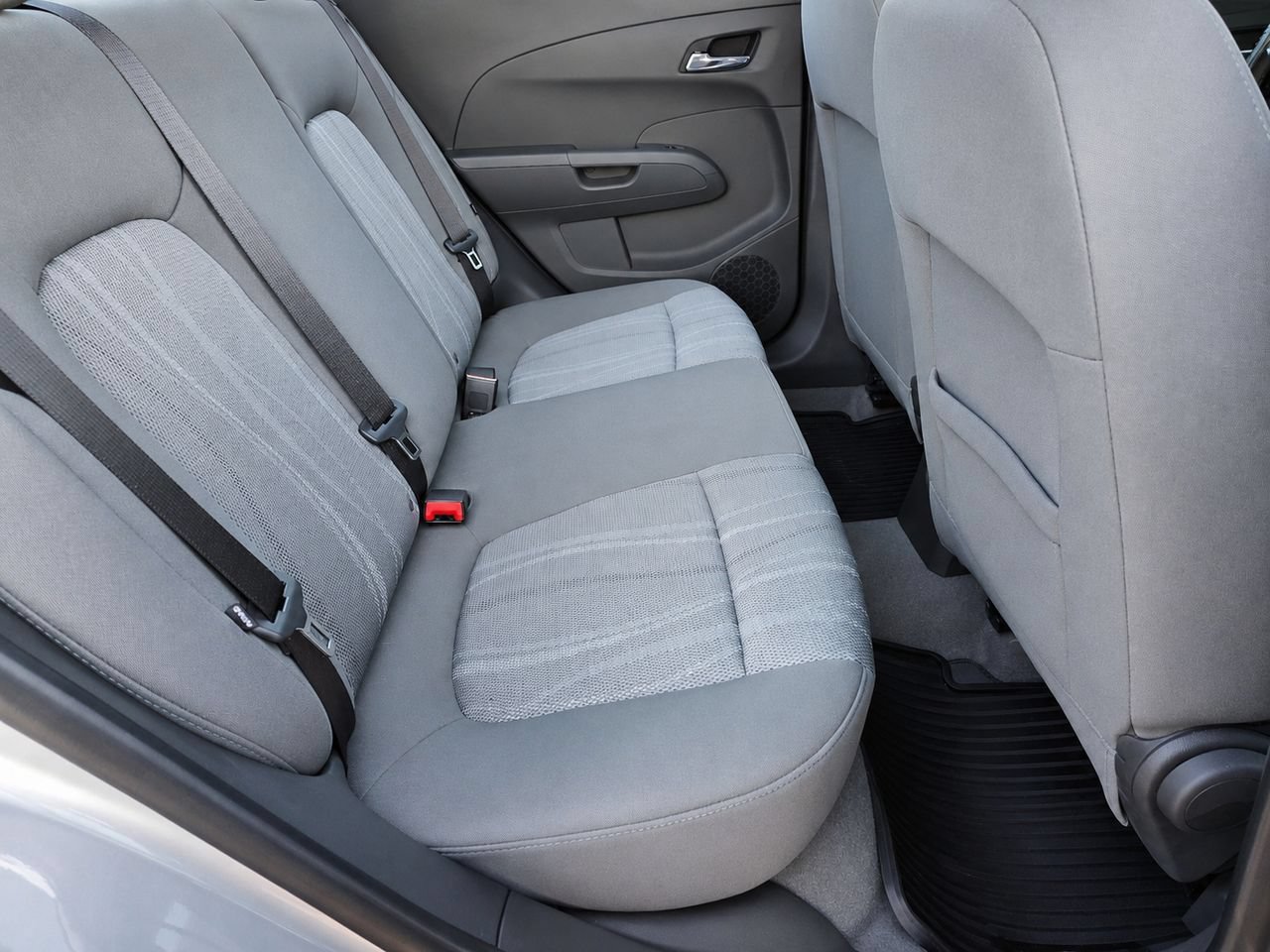 Certified 2019 Chevrolet Sonic LT w/ Convenience Package FWD image 34