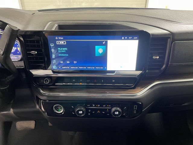 Used 2024 Chevrolet Silverado 1500 LT AWD/4WD image 16
