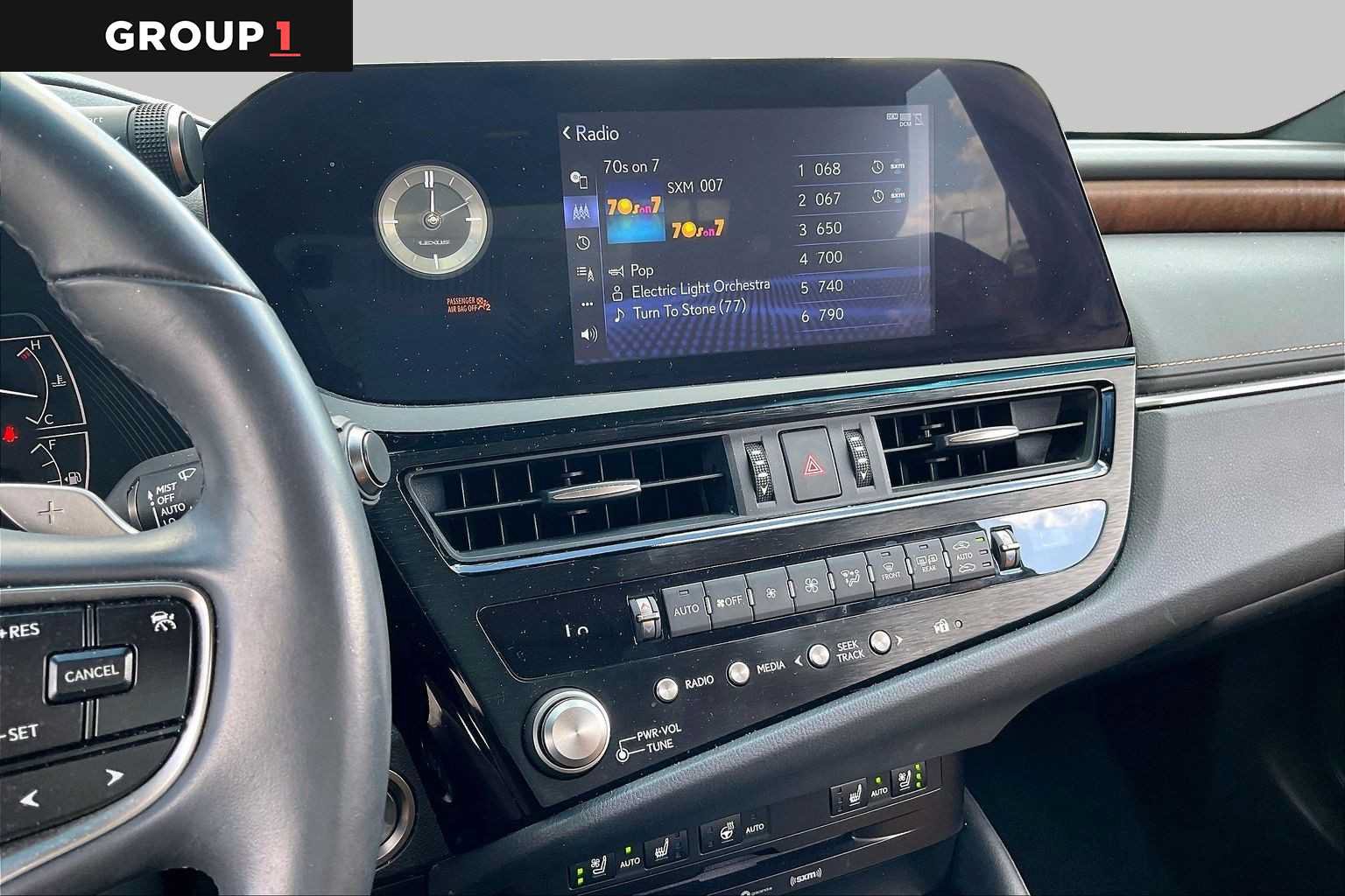 Certified 2022 Lexus ES 350 w/ Premium Package FWD image 6