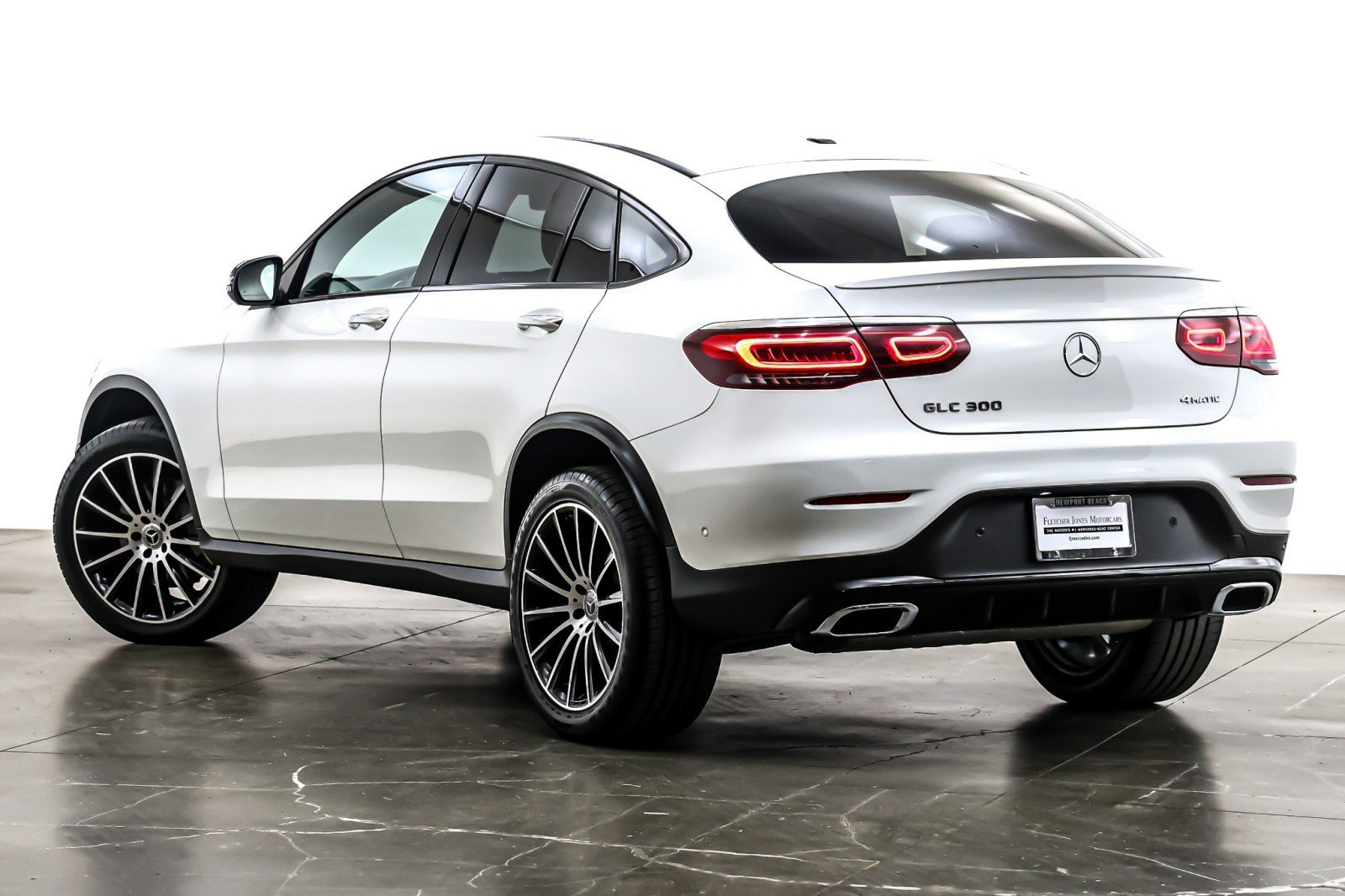 Used 2022 Mercedes-Benz GLC 300 4MATIC Coupe image 13
