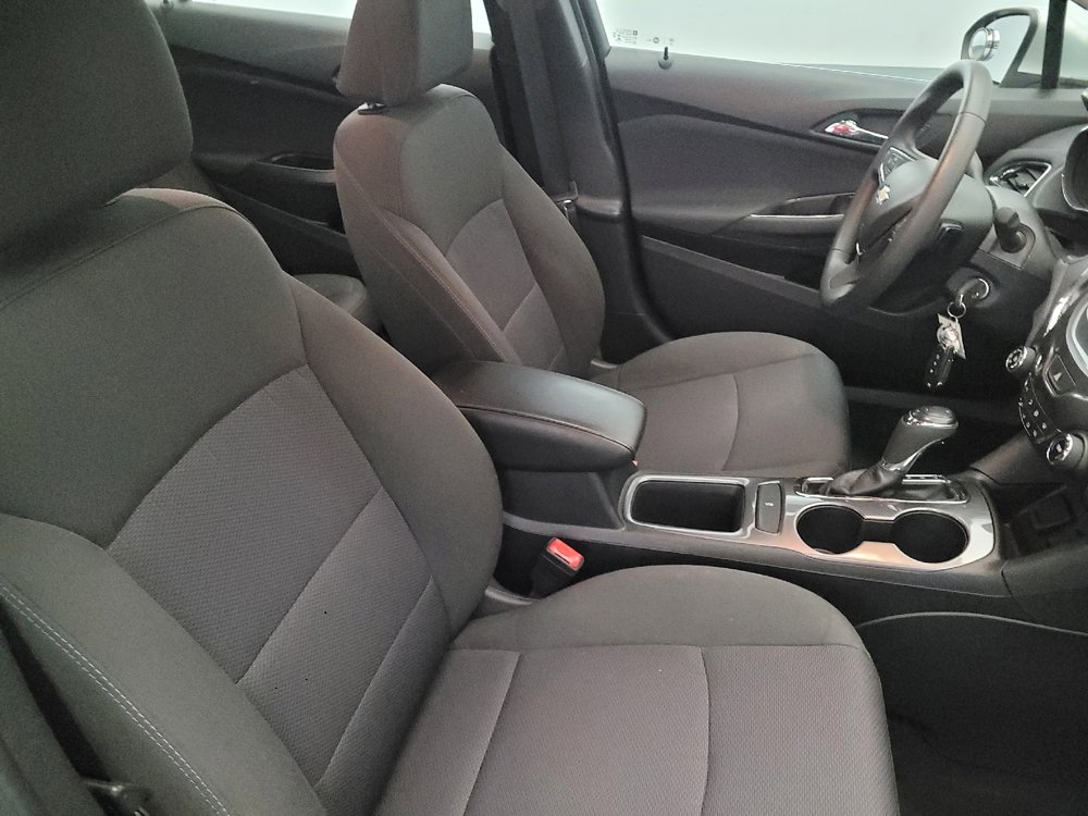 Used 2018 Chevrolet Cruze LT image 21