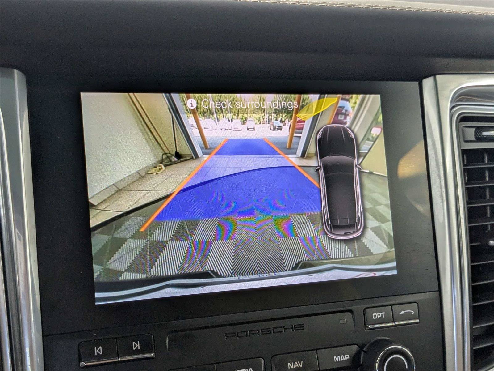 Used 2017 Porsche Macan AWD/4WD image 24