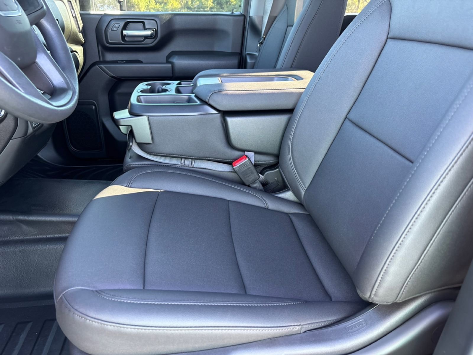 New 2026 GMC Sierra 2500 Pro w/ Convenience Package image 18