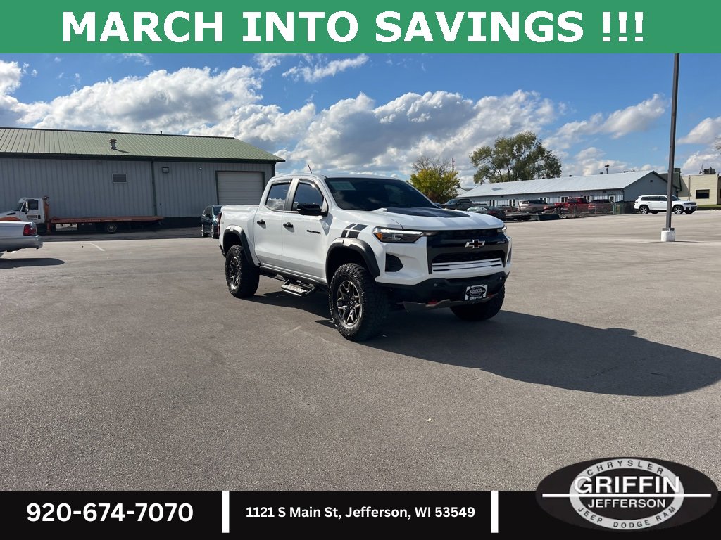 Used 2023 Chevrolet Colorado ZR2 w/ ZR2 Convenience Package III image 7