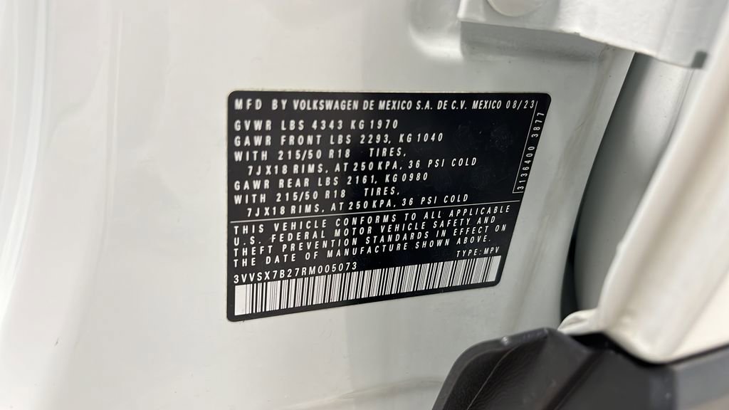 Used 2024 Volkswagen Taos SE image 25