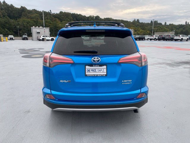 Used 2017 Toyota RAV4 Limited w/ Advanced Technology Package AWD/4WD image 7