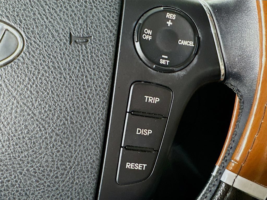 Used 2009 Hyundai Genesis 3.8 w/ Technology Pkg 4 RWD image 24