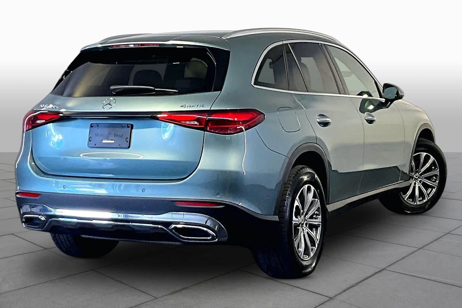 Used 2026 Mercedes-Benz GLC 300 4MATIC image 13