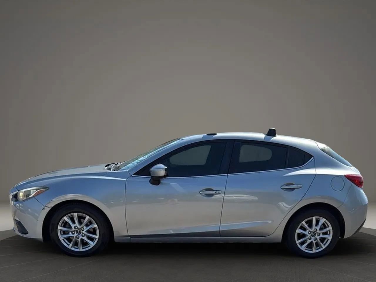 Used 2014 MAZDA MAZDA3 i Grand Touring image 19