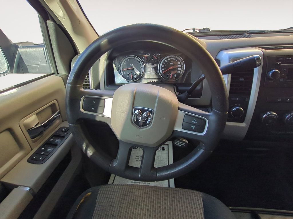 Used 2011 RAM 1500 Classic SLT AWD/4WD image 12