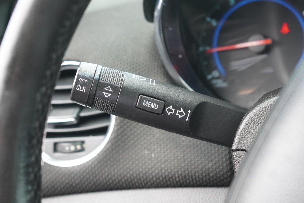 Used 2016 Chevrolet Cruze LTZ FWD image 16