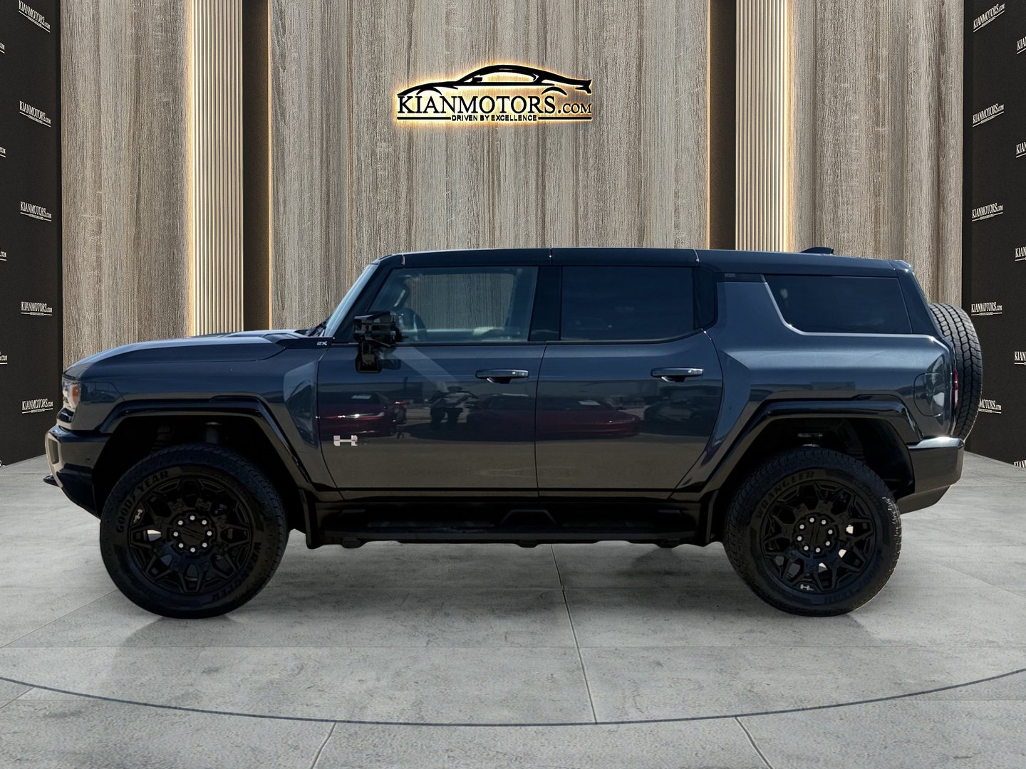 Used 2026 GMC Hummer EV SUV AWD/4WD image 6