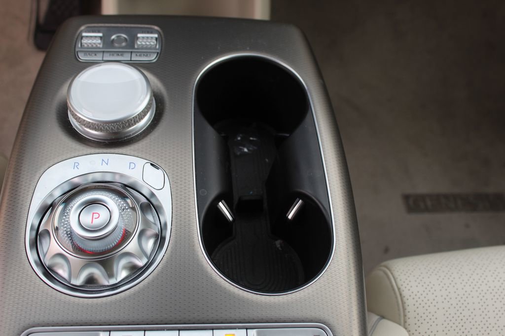 Used 2023 Genesis GV60 Advanced image 23