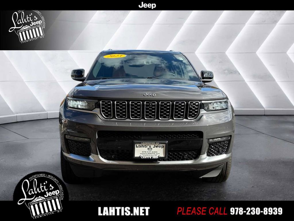 Used 2023 Jeep Grand Cherokee L Summit image 2