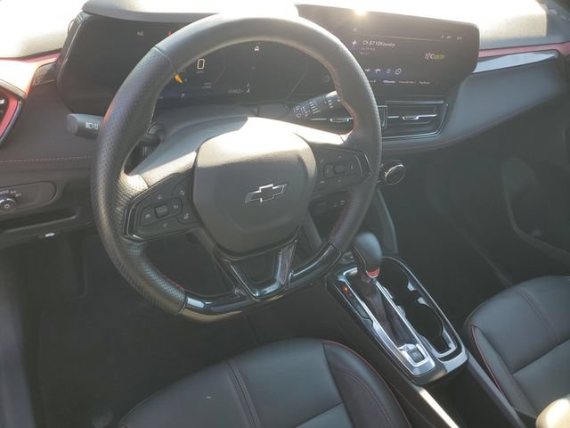 Used 2025 Chevrolet TrailBlazer RS w/ Convenience Package FWD image 19