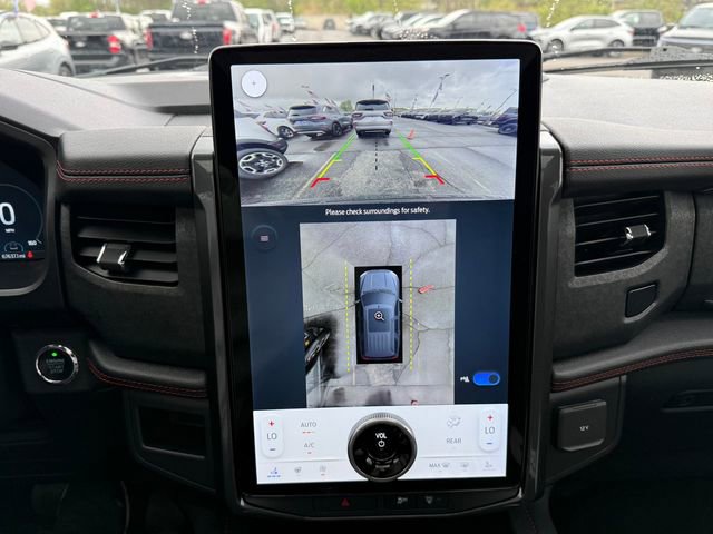 Certified 2022 Ford Expedition Max Limited AWD/4WD image 14