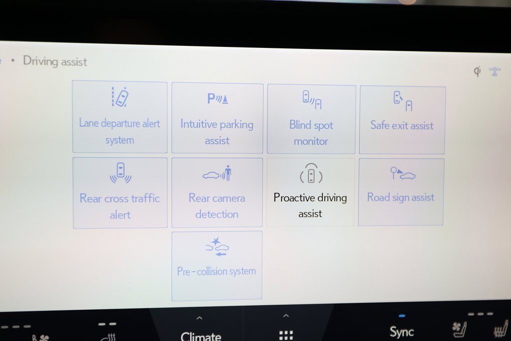 Used 2024 Lexus GX 550 image 31