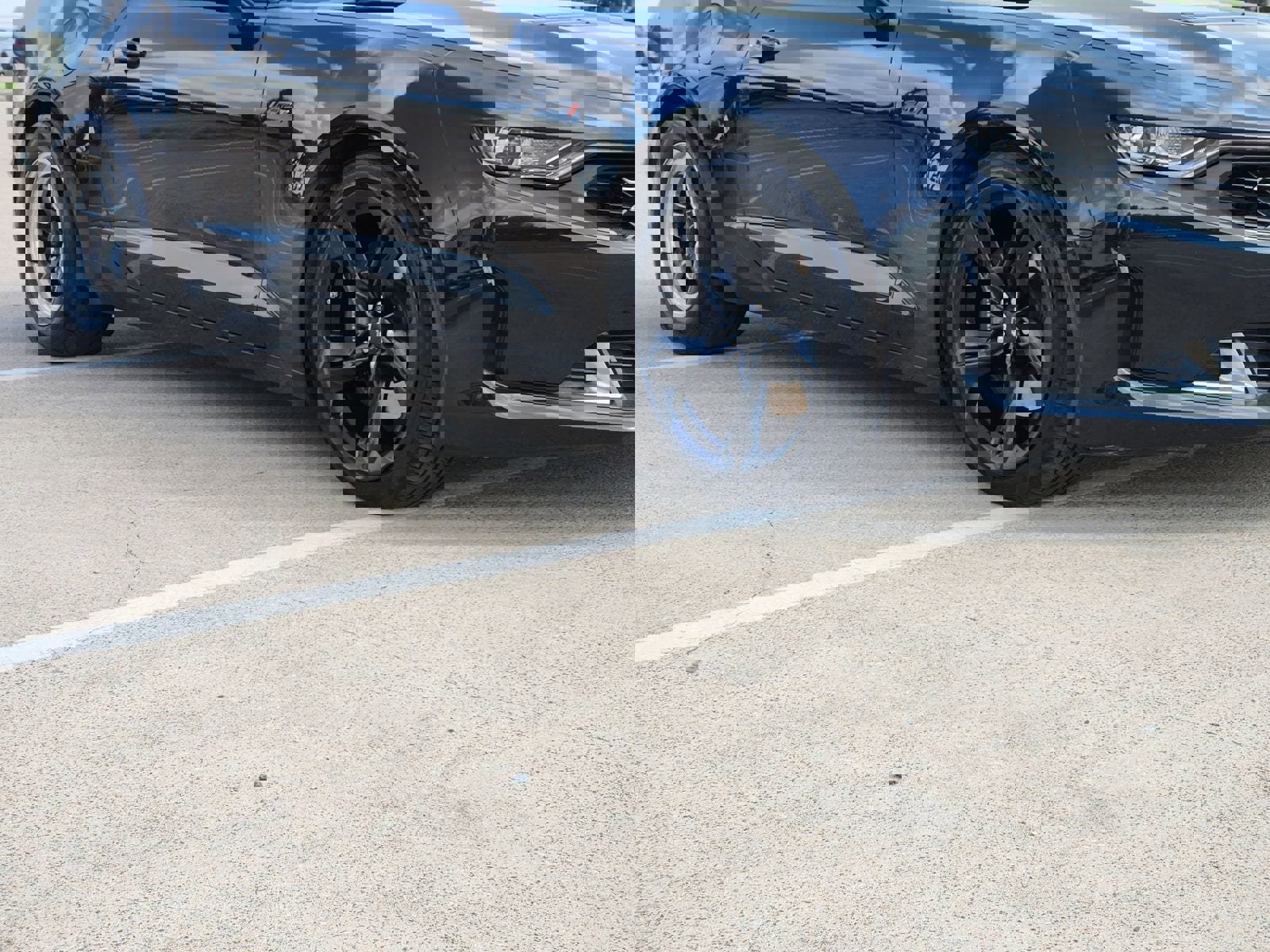 Used 2021 Chevrolet Camaro LT w/ RS Package image 11