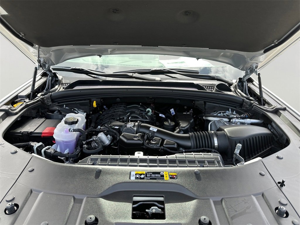 New 2025 Jeep Grand Cherokee Altitude image 9