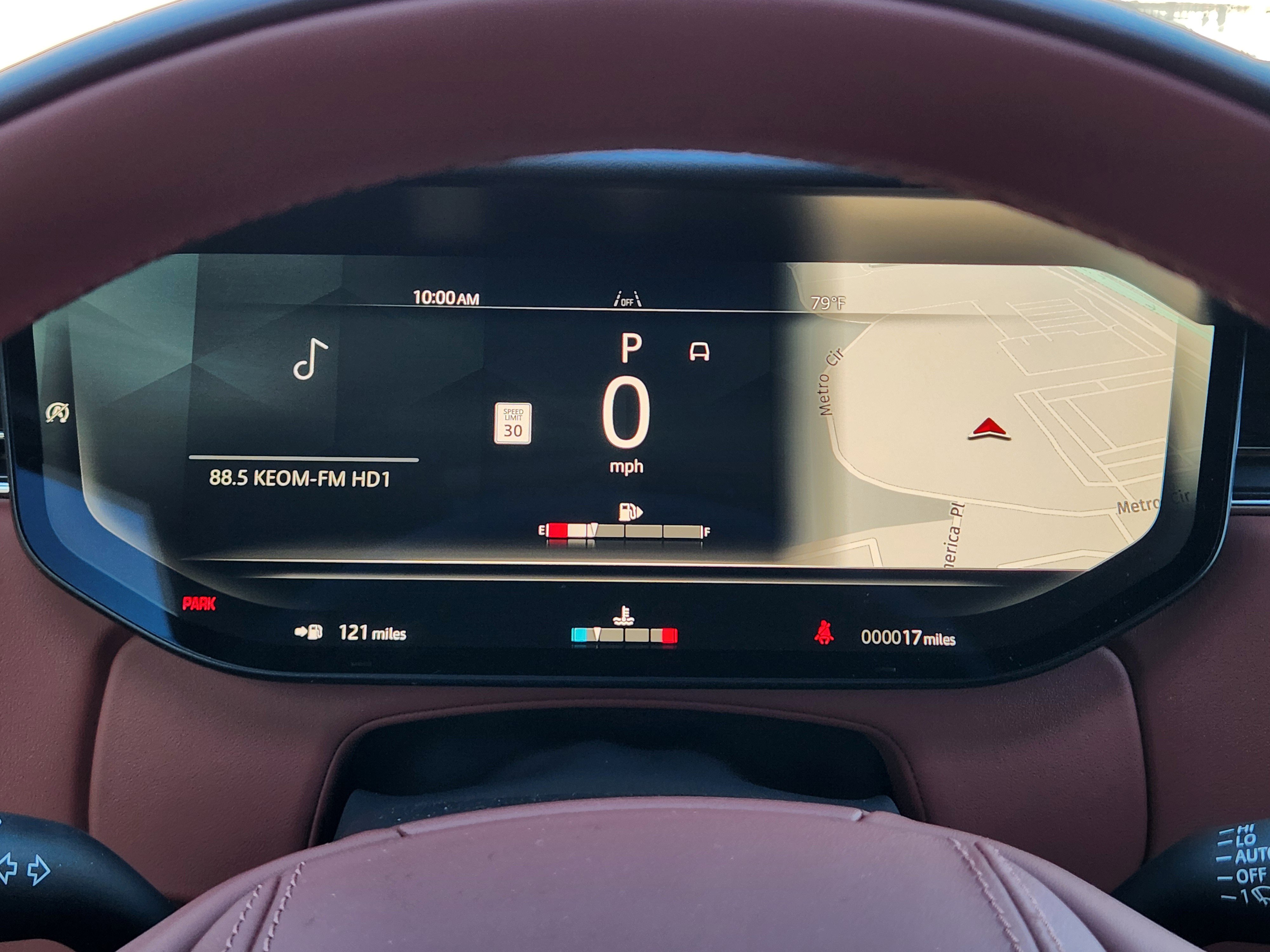 New 2025 Land Rover Range Rover SV image 17