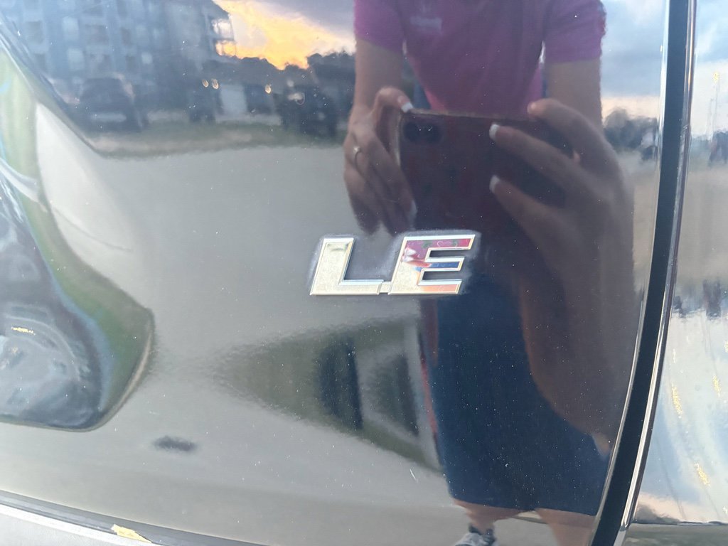 Used 2019 Toyota RAV4 LE image 26