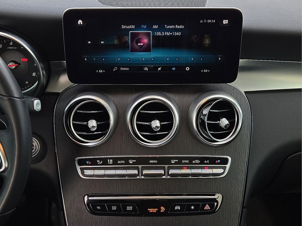 Used 2021 Mercedes-Benz GLC 300 image 11