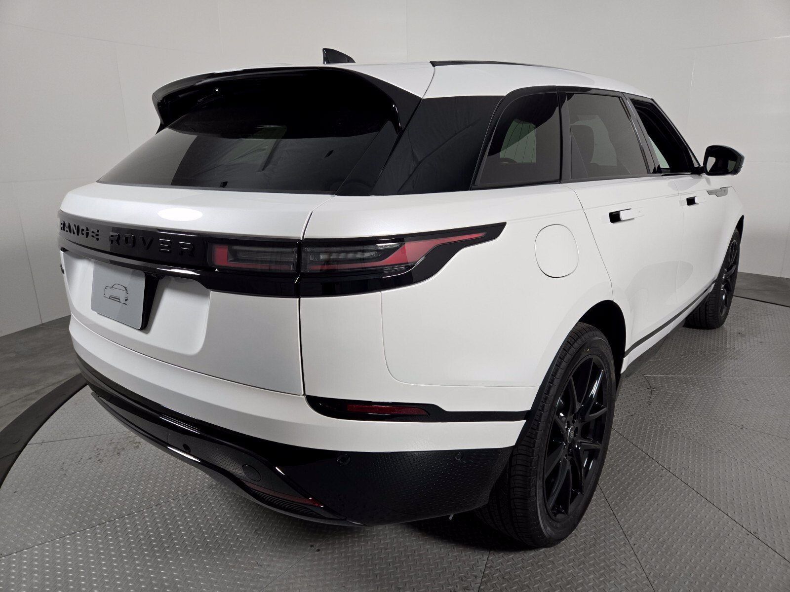 New 2026 Land Rover Range Rover Velar Belgravia AWD/4WD image 2