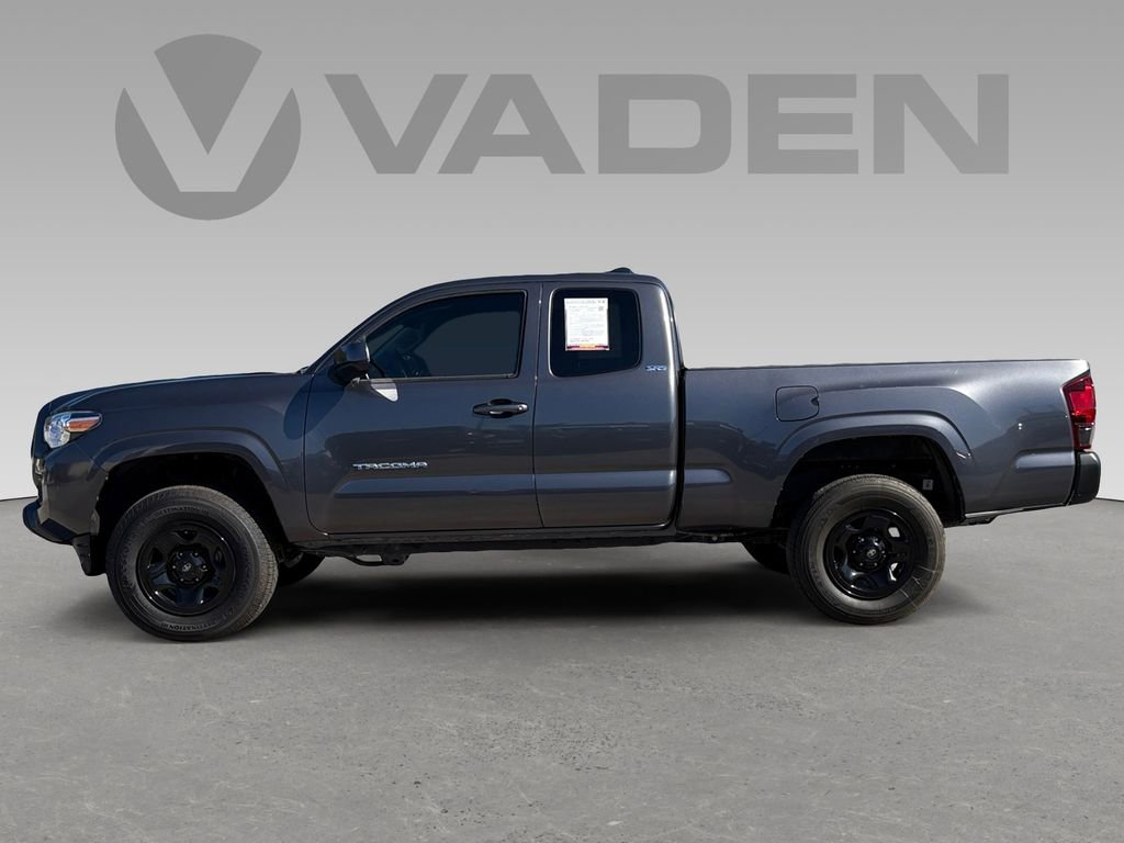 Used 2022 Toyota Tacoma SR5 image 9