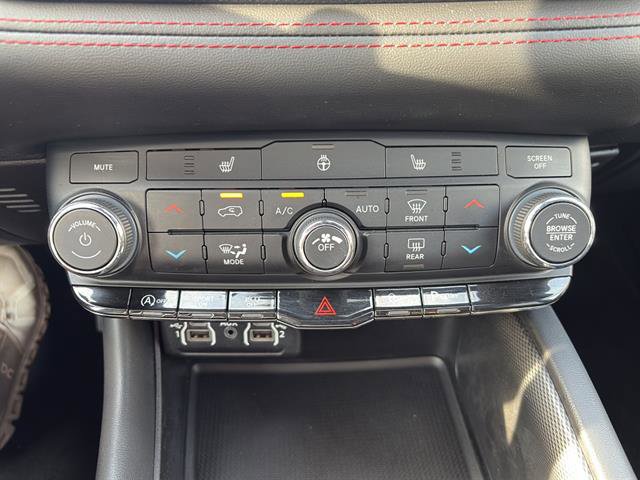 Used 2025 Dodge Durango GT image 50