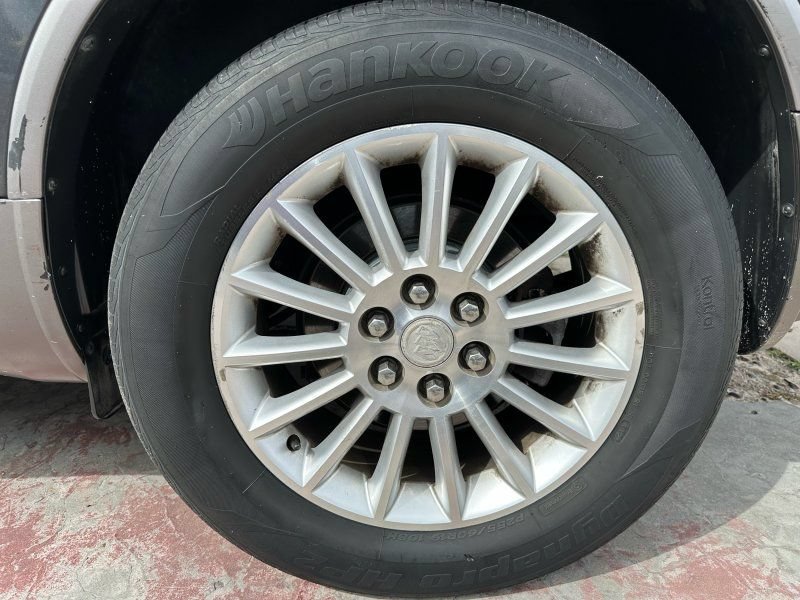 Used 2012 Buick Enclave Leather AWD/4WD image 9
