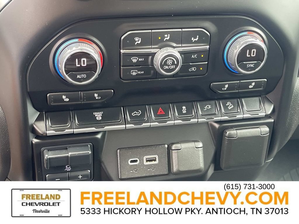 Used 2023 Chevrolet Silverado 2500 LT AWD/4WD image 32