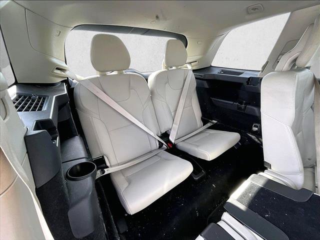 Used 2019 Volvo XC90 T6 Momentum w/ Advanced Package AWD/4WD image 30