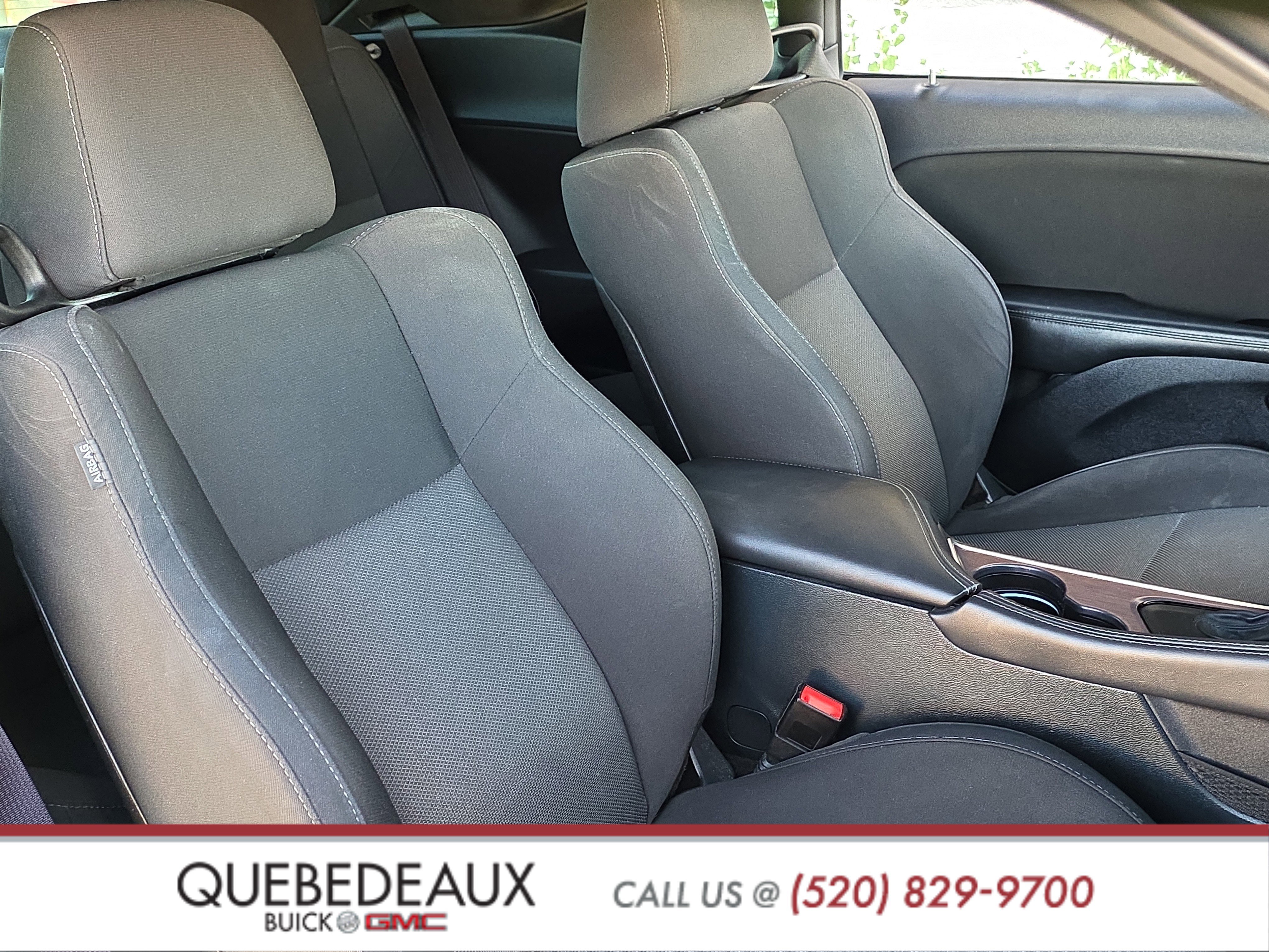 Used 2015 Dodge Challenger R/T image 27