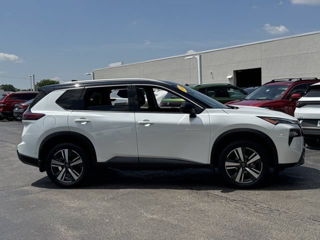 Used 2024 Nissan Rogue SL w/ SL Premium Package AWD/4WD image 6