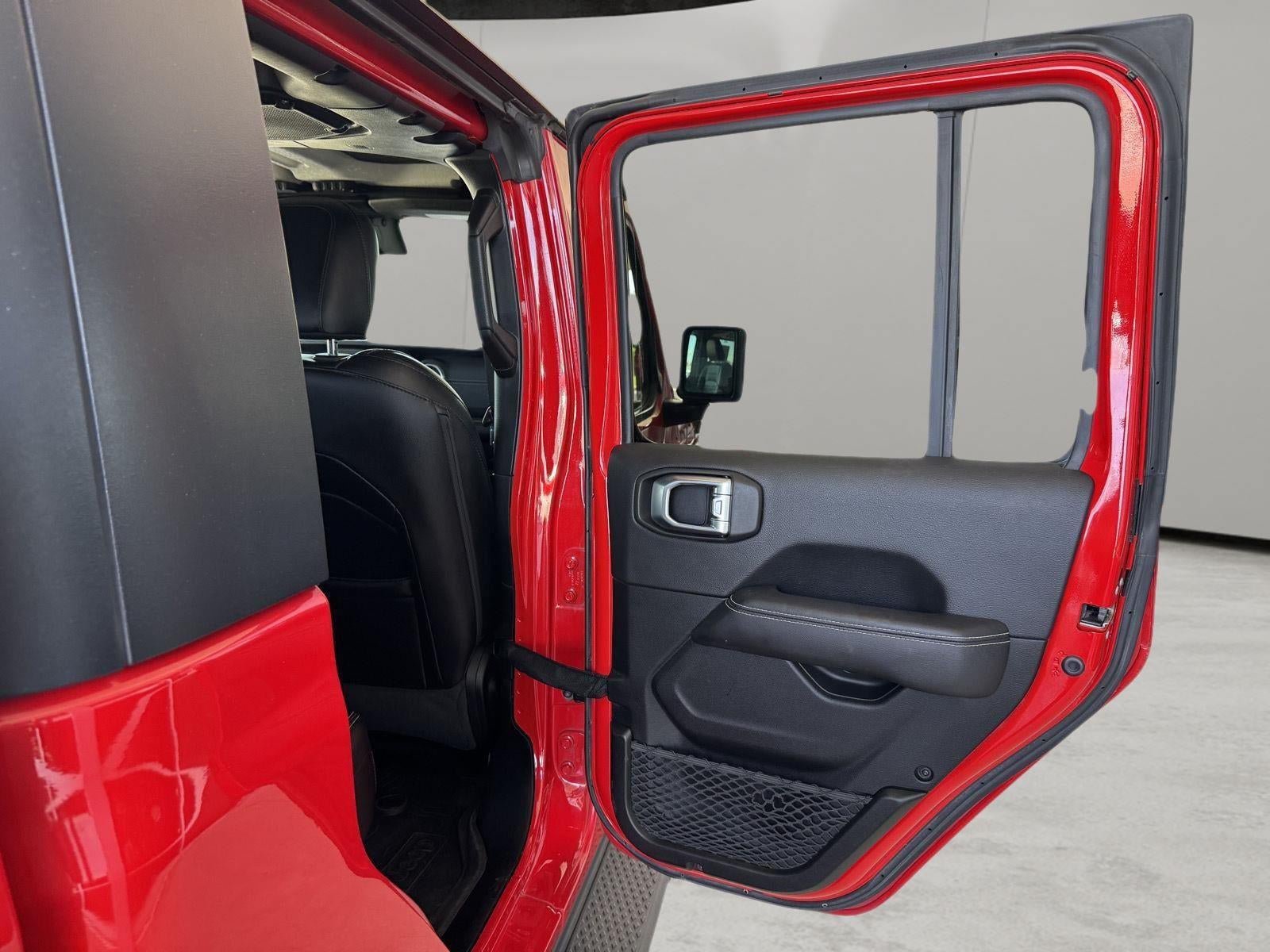 Used 2020 Jeep Gladiator Overland AWD/4WD image 28