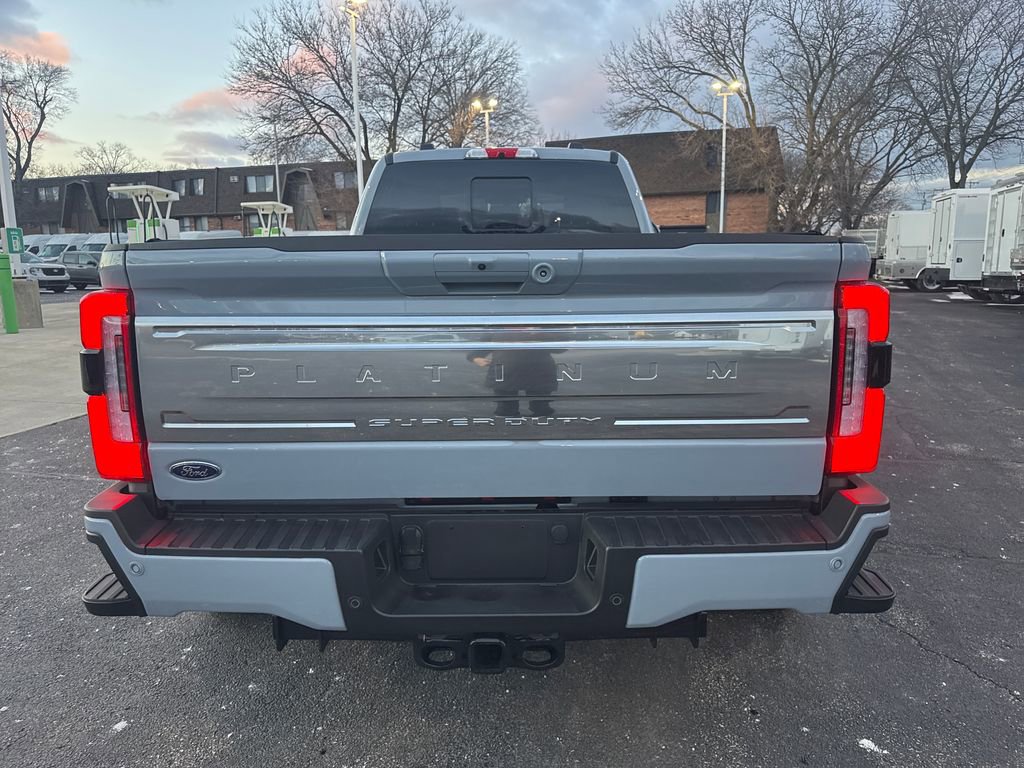 Used 2025 Ford F350 Platinum w/ Platinum Plus Package image 8