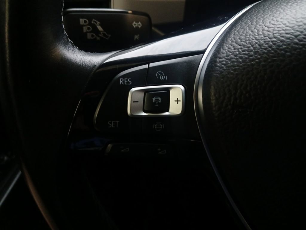 Used 2019 Volkswagen Atlas SEL FWD image 11