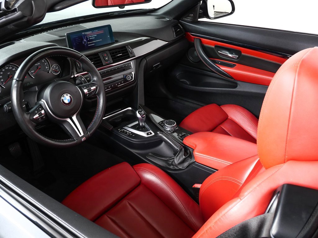 Used 2015 BMW M4 Convertible image 26
