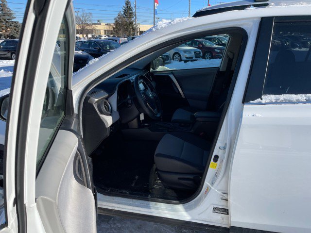 Used 2013 Toyota RAV4 LE image 10