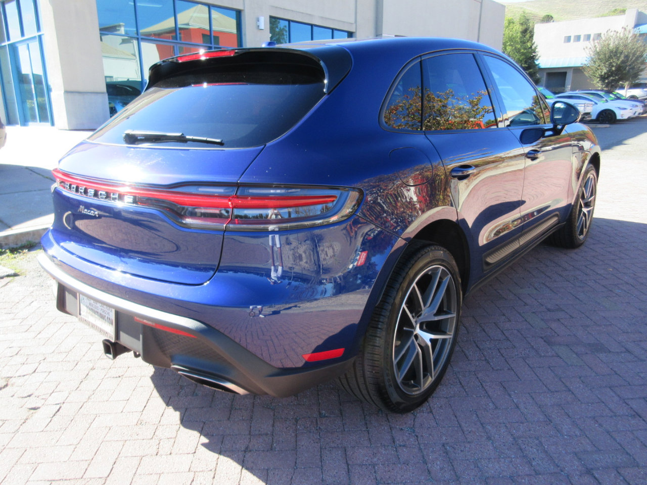 Used 2024 Porsche Macan image 75