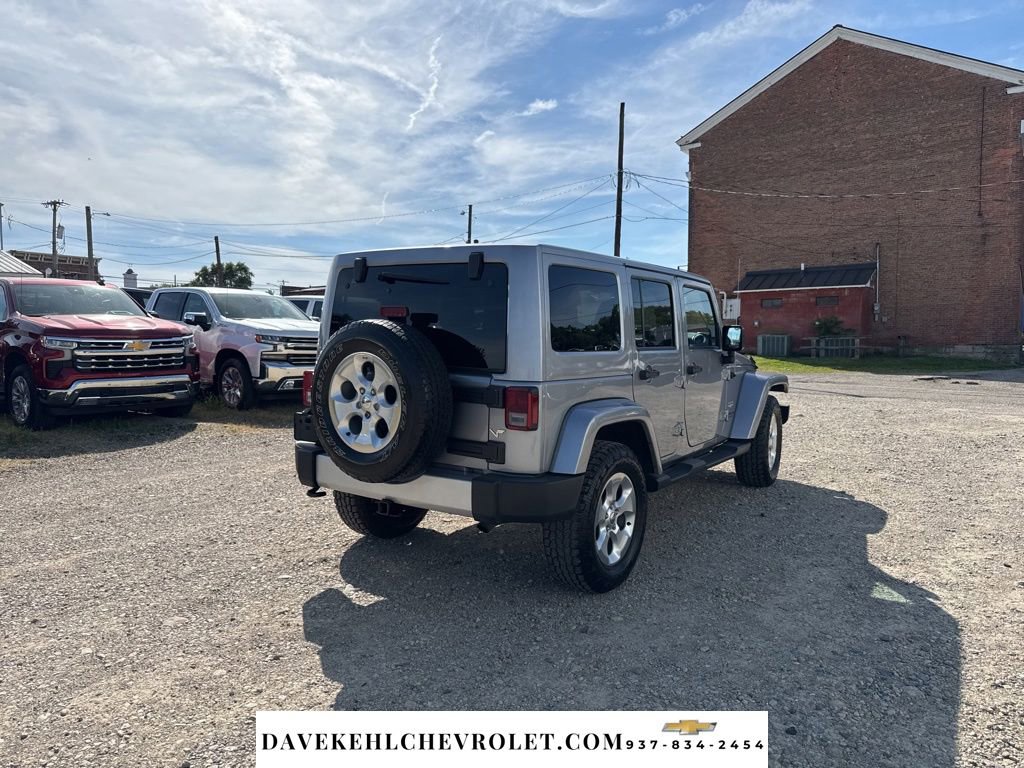 Used 2015 Jeep Wrangler Unlimited Sahara AWD/4WD image 5