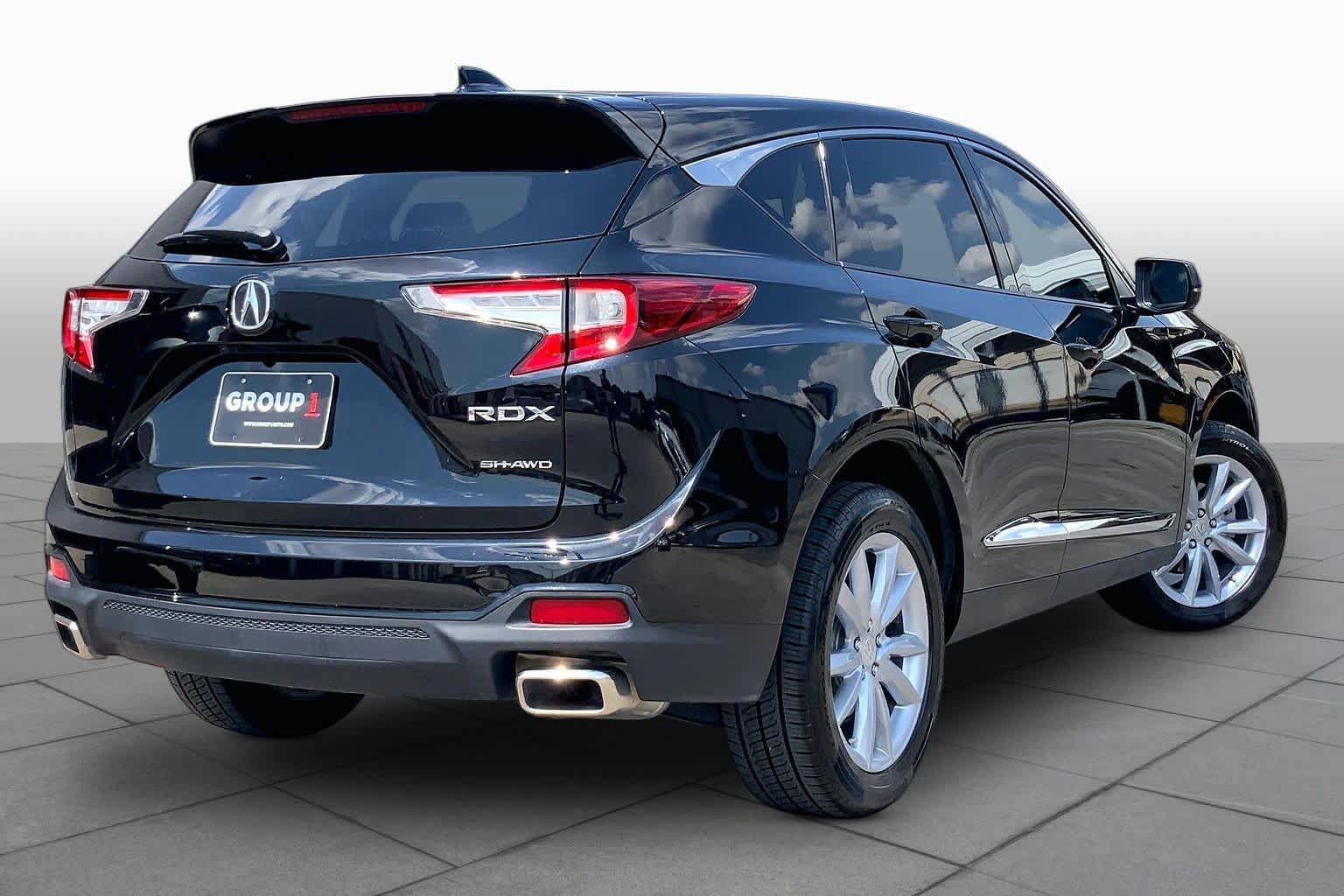 Used 2024 Acura RDX SH-AWD image 12