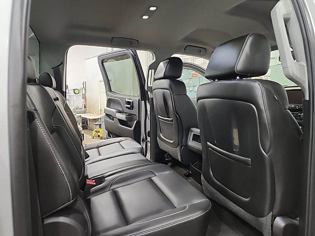 Used 2015 Chevrolet Silverado 2500 LTZ w/ Z71 Package, Off-Road AWD/4WD image 24