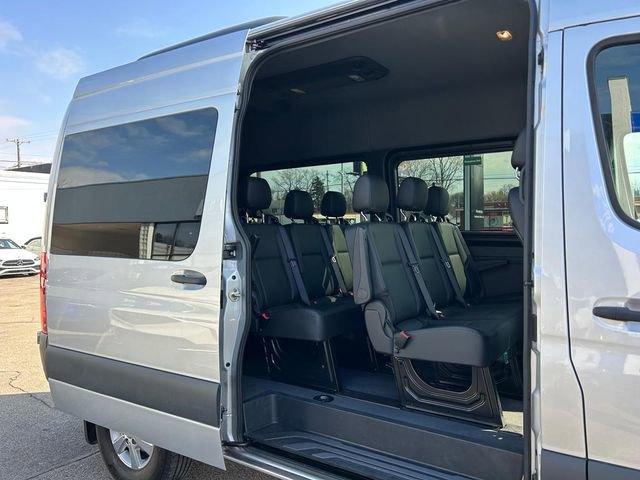 Used 2024 Mercedes-Benz Sprinter 2500 image 24