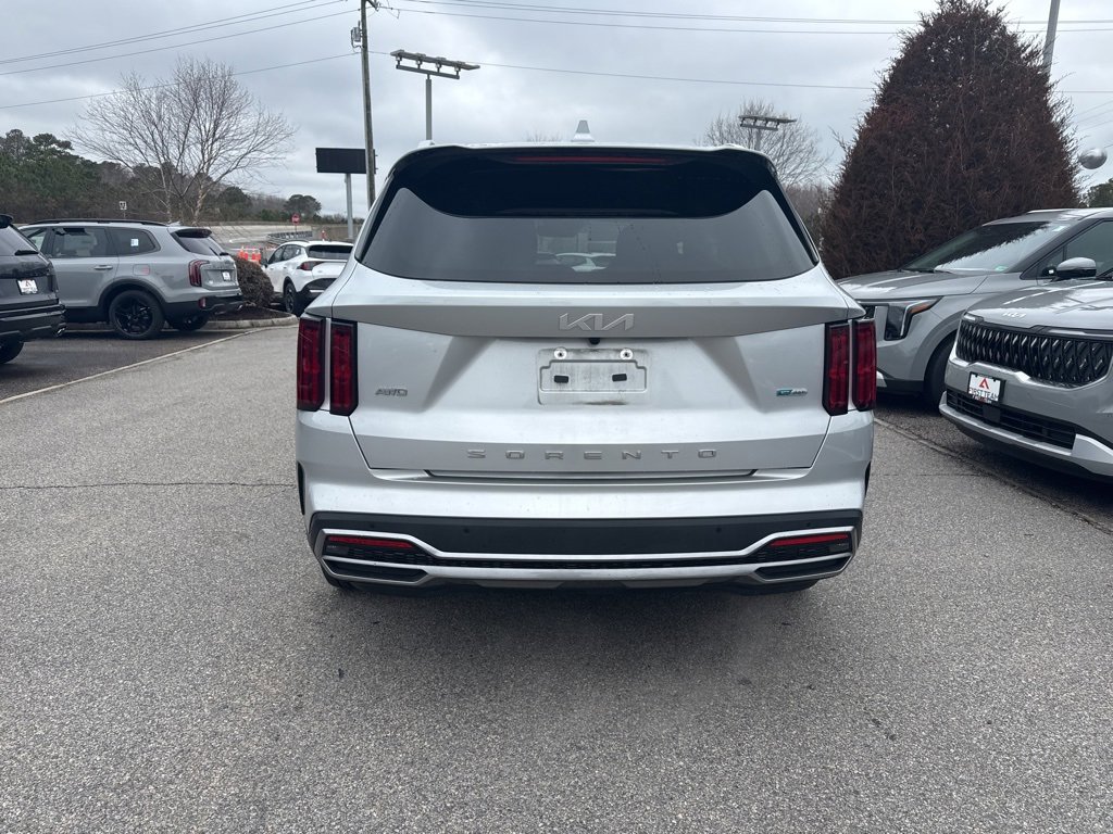 Used 2022 Kia Sorento SX Prestige image 4