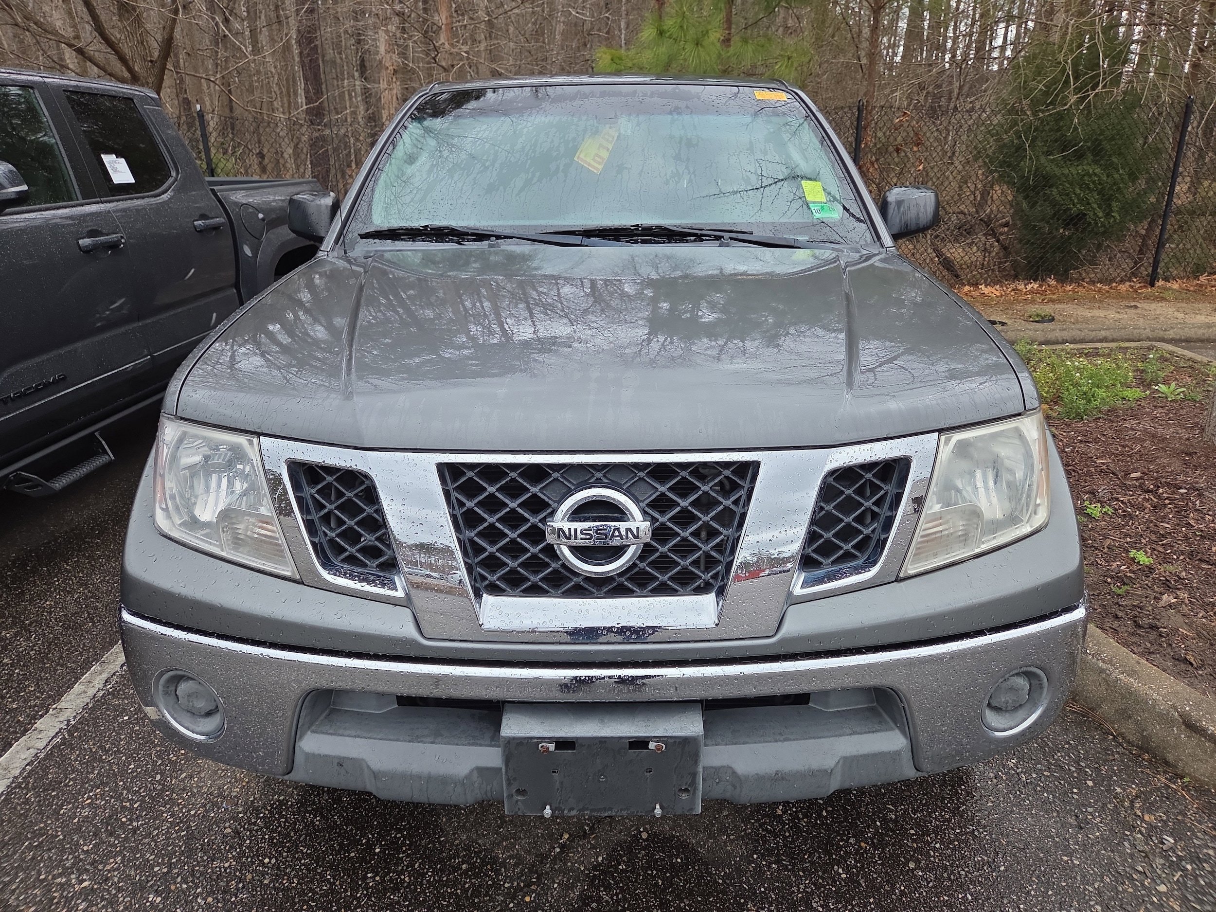 Used 2009 Nissan Frontier SE w/ SE Value Truck Pkg AWD/4WD image 9