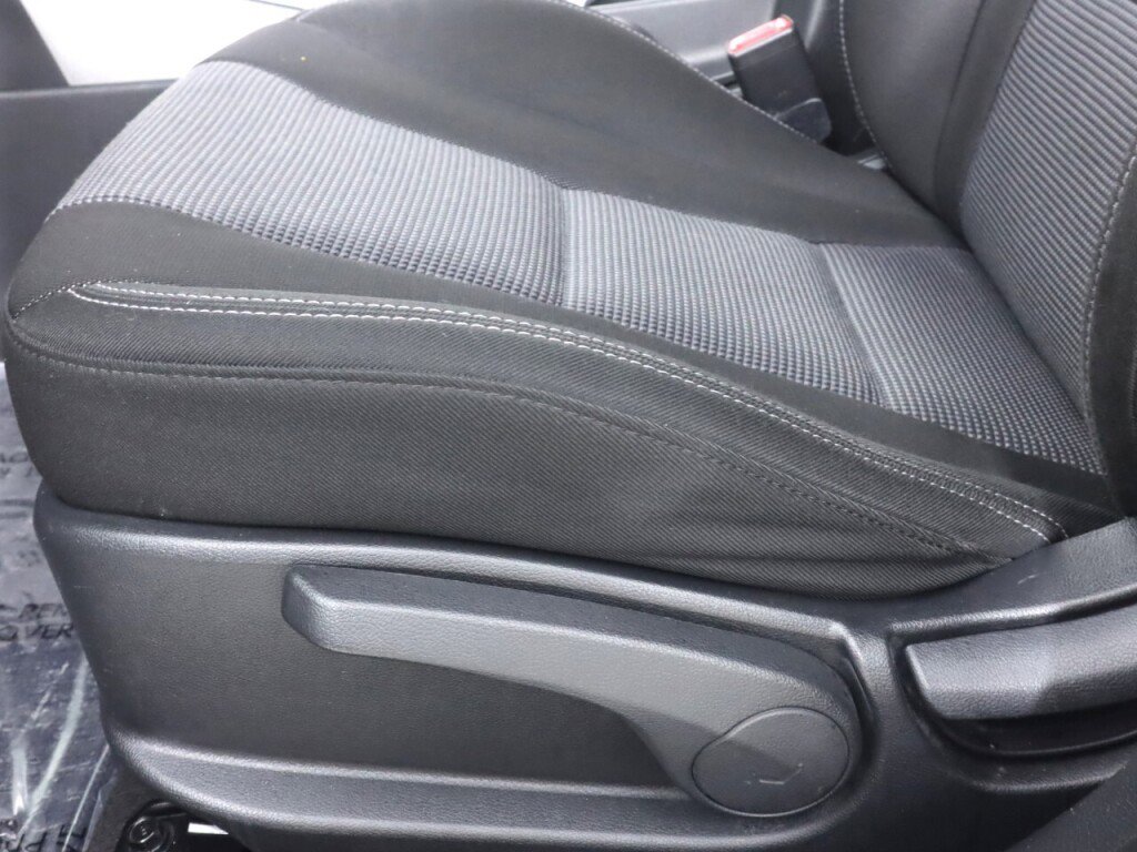 Used 2014 Hyundai Elantra GT image 25